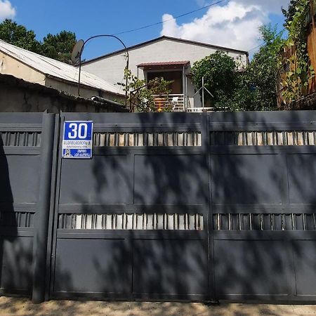 Victoria Guesthouse Kutaisi Luaran gambar