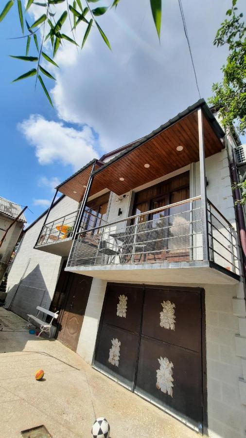 Victoria Guesthouse Kutaisi Luaran gambar